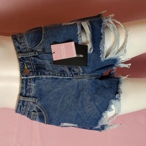 PrettyLittleThing Distressed Denim Shorts size 6